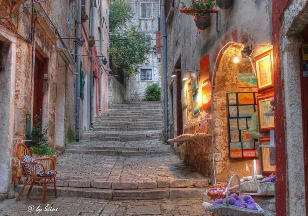 Apartments Mary & Free Parking Rovinj Rom bilde