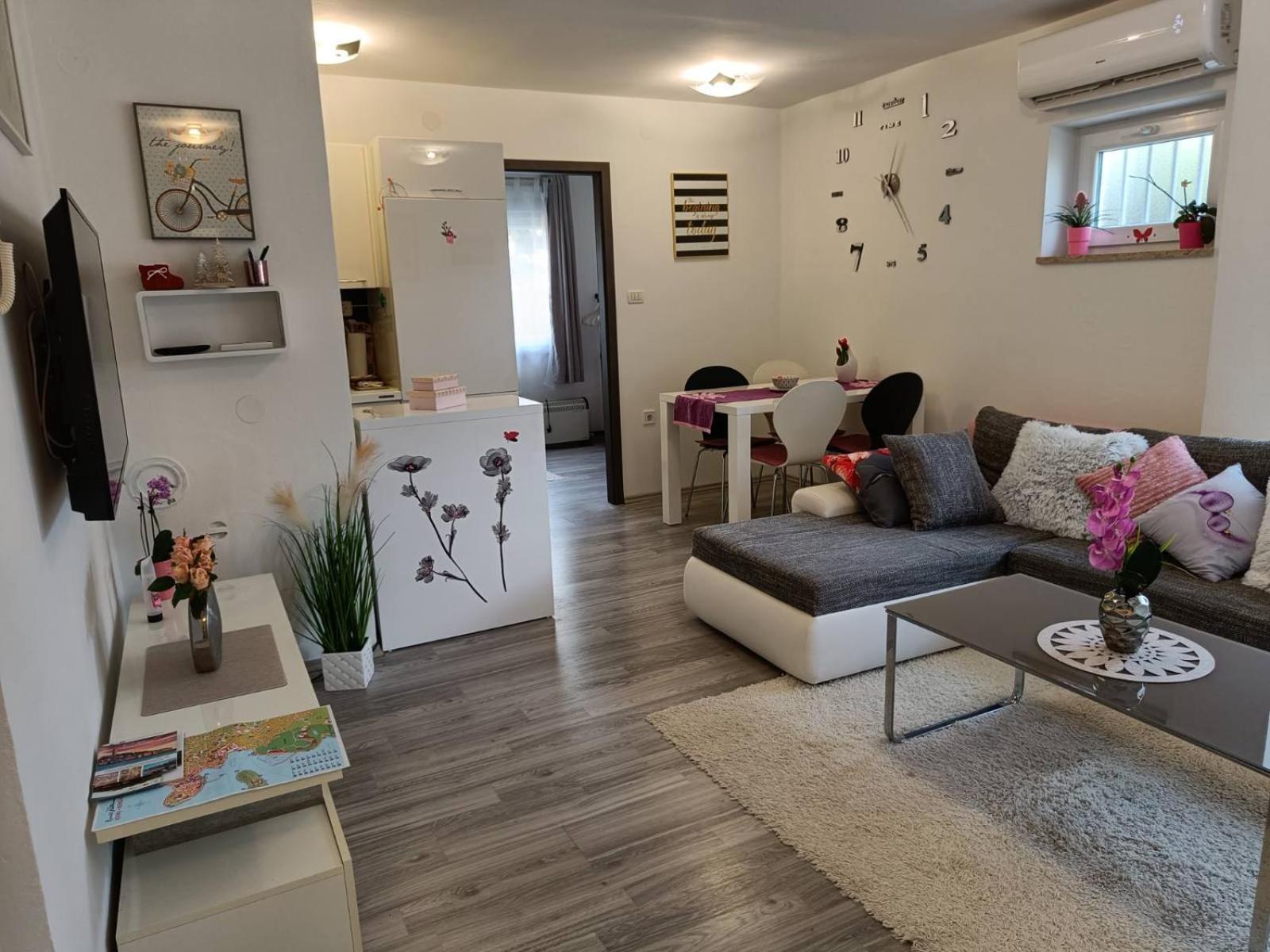 Apartments Mary & Free Parking Rovinj Rom bilde
